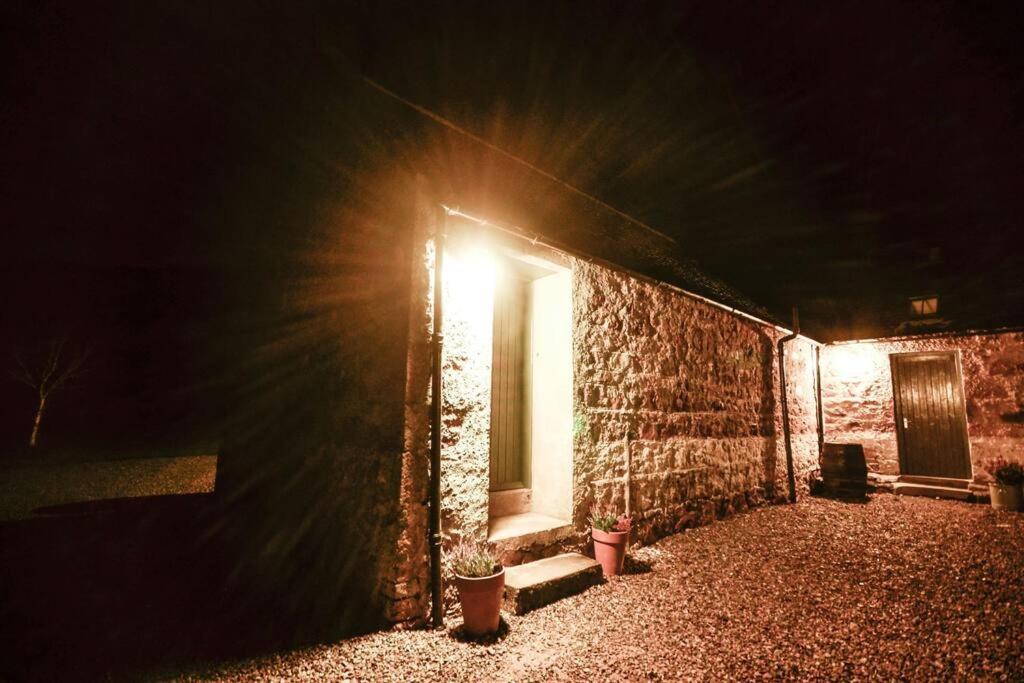 Beatshach Bothy - Speyside, Incredible Location! Apartment Dufftown Ngoại thất bức ảnh