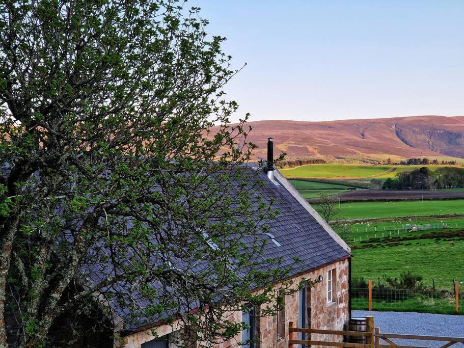 Beatshach Bothy - Speyside, Incredible Location! Apartment Dufftown Ngoại thất bức ảnh