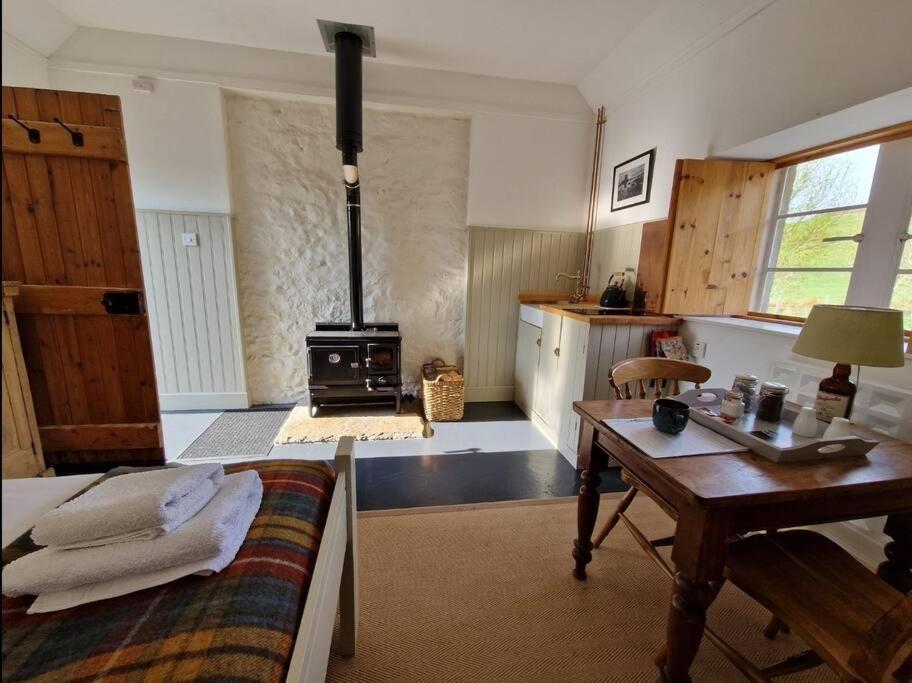 Beatshach Bothy - Speyside, Incredible Location! Apartment Dufftown Ngoại thất bức ảnh